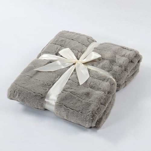 Home Soft Things Faux Fur Throw Blanket and 2 Pillow Covers Set