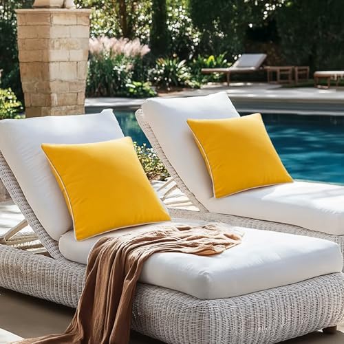 MIULEE 2 Pack Waterproof Outdoor Pillow Covers